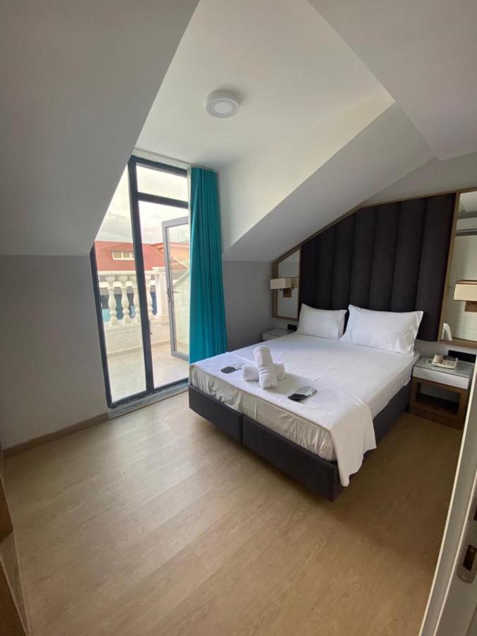 Black Palace Hotel Istanbul Ngoại thất bức ảnh