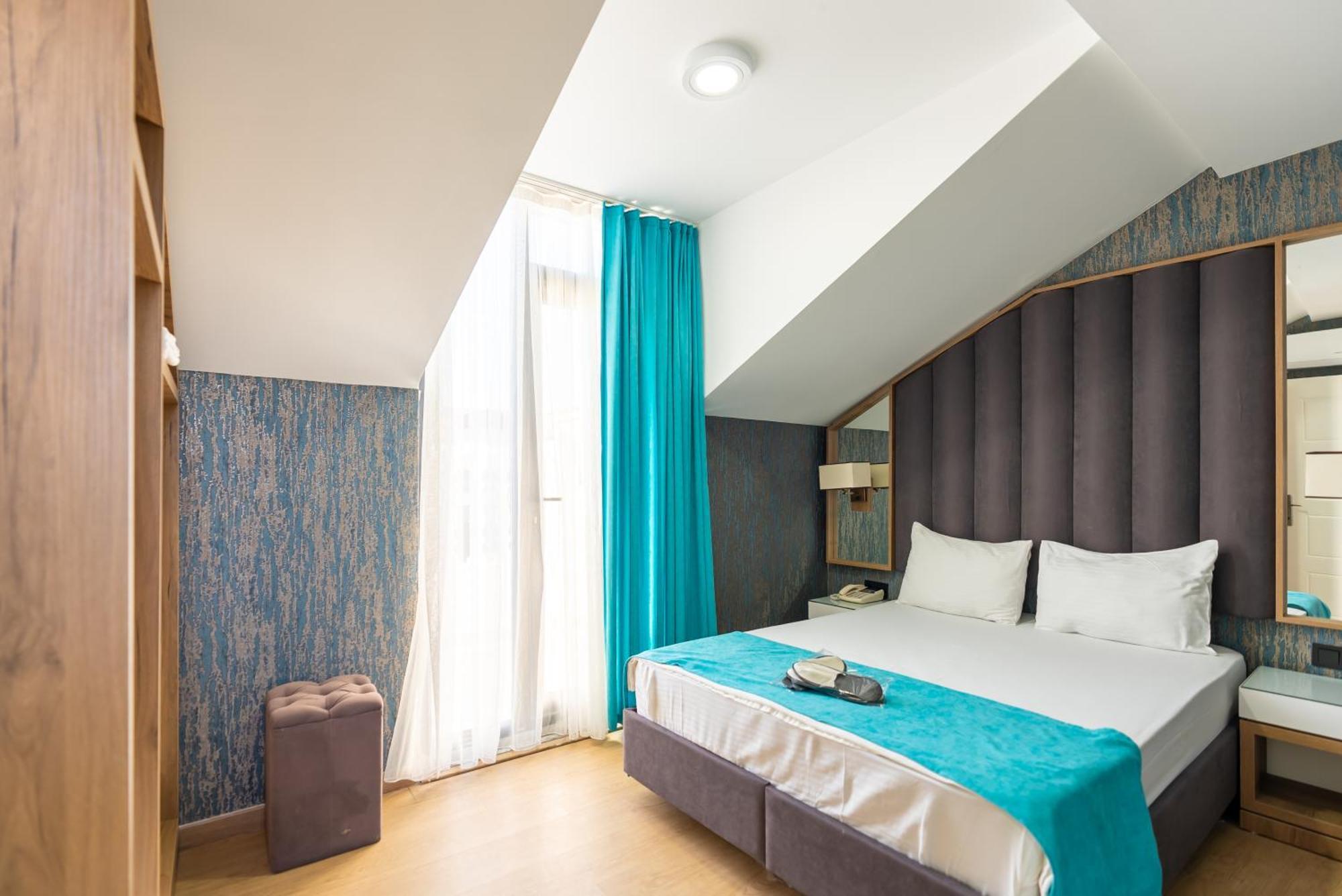 Black Palace Hotel Istanbul Ngoại thất bức ảnh
